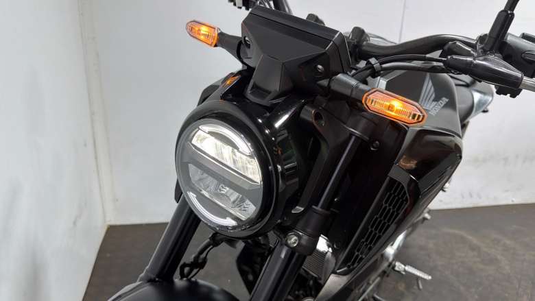 (23MY) Honda CB125R